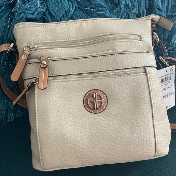 Giani Bernini Handbags - 💥GIANI BERNINI pebble crossbody bag